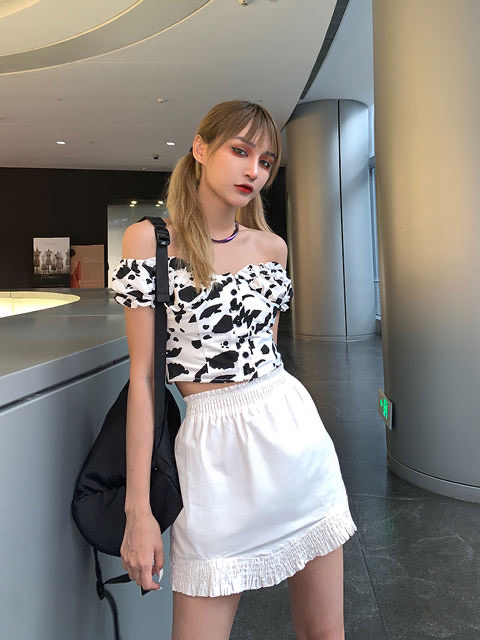 短袖t恤女短款泫雅风露脐一字肩上衣