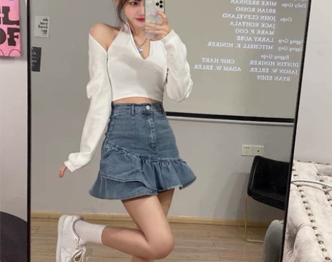 辣妹荷叶边牛仔半身裙女夏季2022新款高腰鱼 尾裙A字包臀短... 辣妹荷叶边牛仔半身裙女夏季2022新款高腰鱼 尾裙A字包臀短...