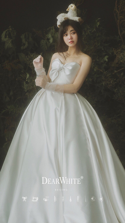 出租：亲爱的白 娃娃圆舞曲