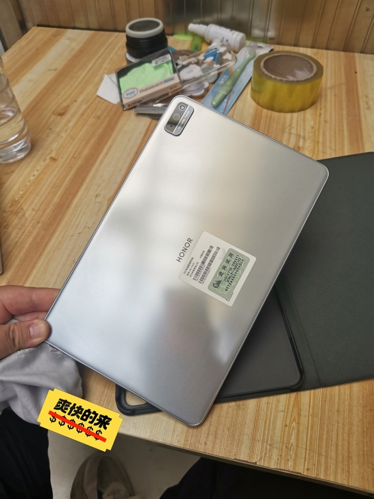荣耀V6 5G 通话版 平板 买下两个月，...