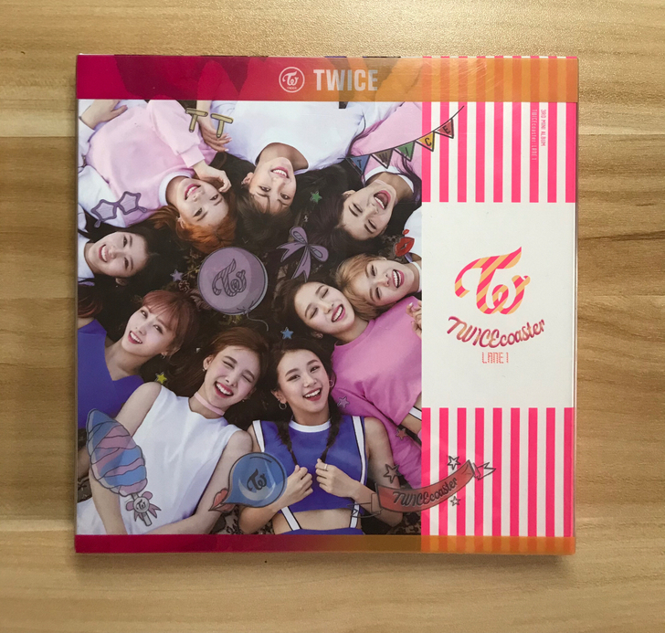 [出]Twice 迷你3專輯 志效盤 帶價...