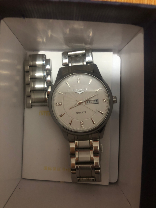 冠琴手表，戴了一星期，有别的手表，这块戴不...