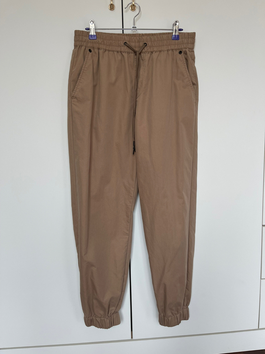 ZARA收腿休闲裤，M码，专柜购买，9新，...