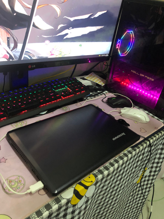 闲置联想游戏笔记本一台 8加128g 当年...