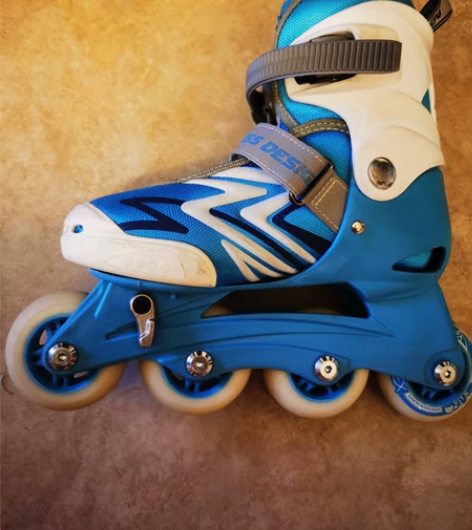 瑞士m-cro儿童轮滑鞋，micro男女可...