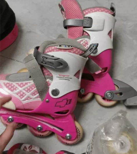 米高 直排轮滑鞋全套粉色S码 感兴趣的话点...