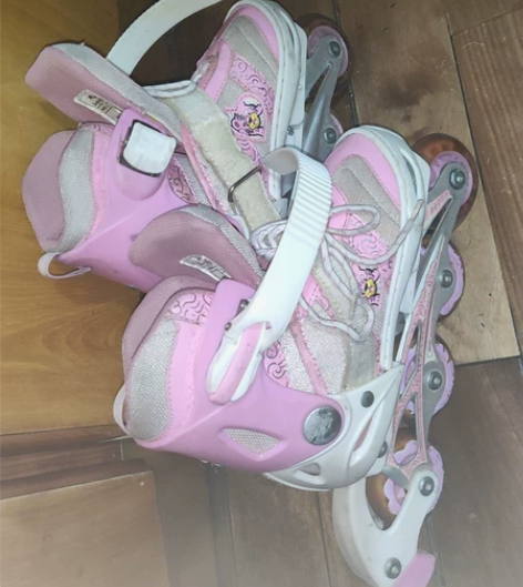 捷豹轮滑鞋 31-34码均可穿 闲置了很久...