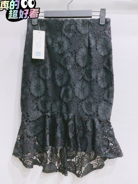 全新S码黑色蕾丝鱼尾裙半裙，百搭不过时，细...