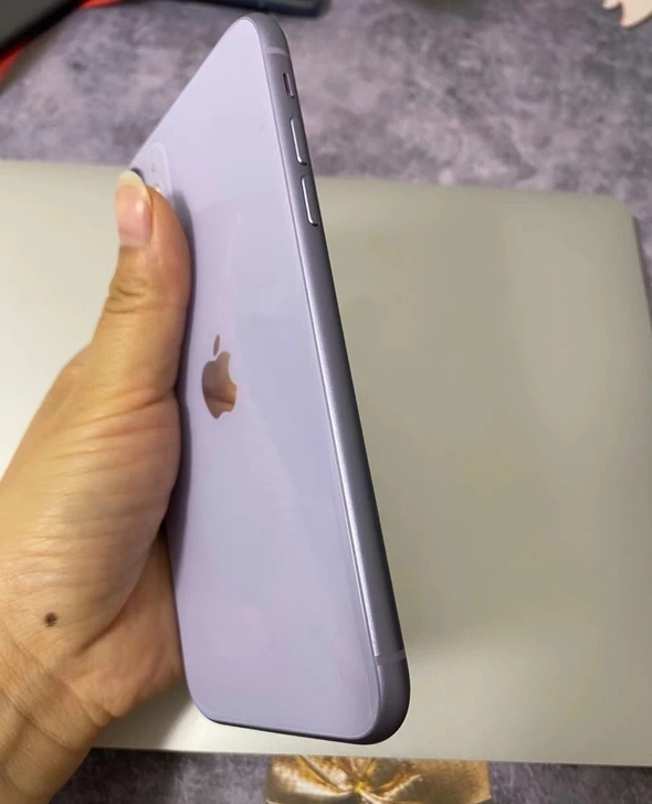 女生自用一手苹果11   紫色 配件齐全 ...