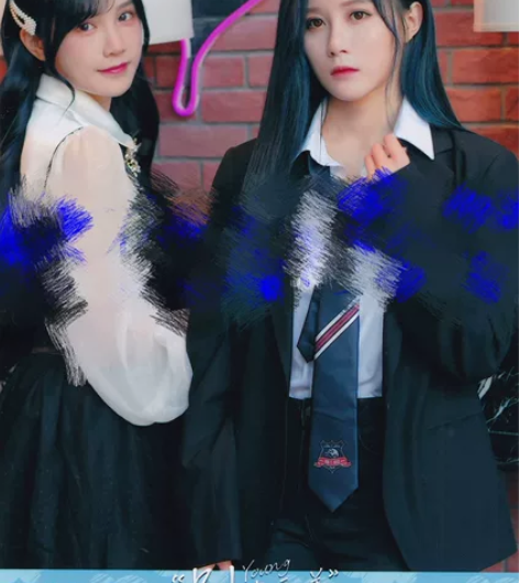 收【收】苏杉杉段艺璇10月月别生写合照 璇...