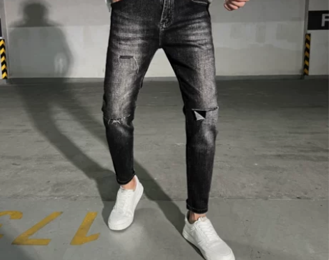 破洞一刀割补丁牛仔男裤修身小脚黑灰色秋冬新...