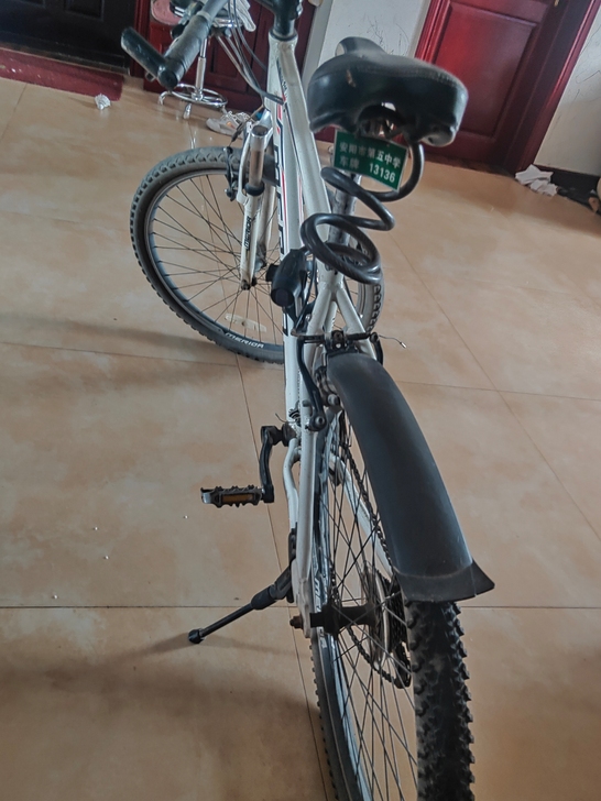 美丽达品牌车，孩子上学时候骑得，现闲置在家...