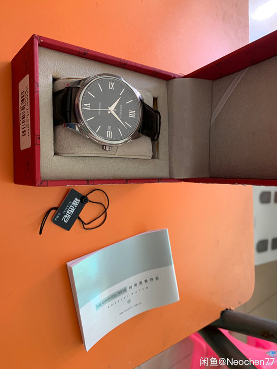 罗西尼皮带手表，使用近2年，低价出售