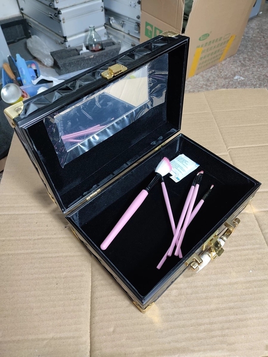 包邮全新手提铝合金化妆品盒首饰收纳盒