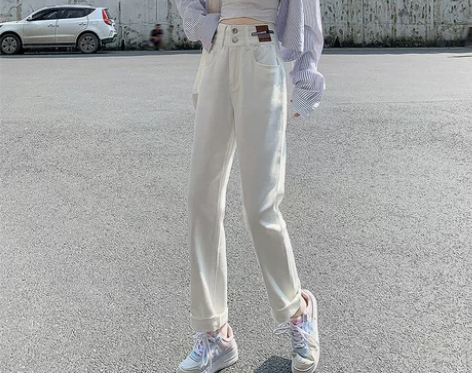【狂欢价】白色直筒牛仔裤女秋冬2021年新...