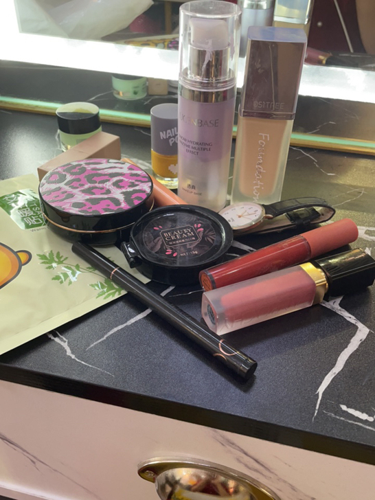 帮同事出的,打包不包邮,可和包邮一起,或者...