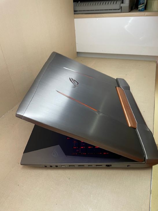 17寸i7华硕ROG游戏笔记本 败家之眼 ...