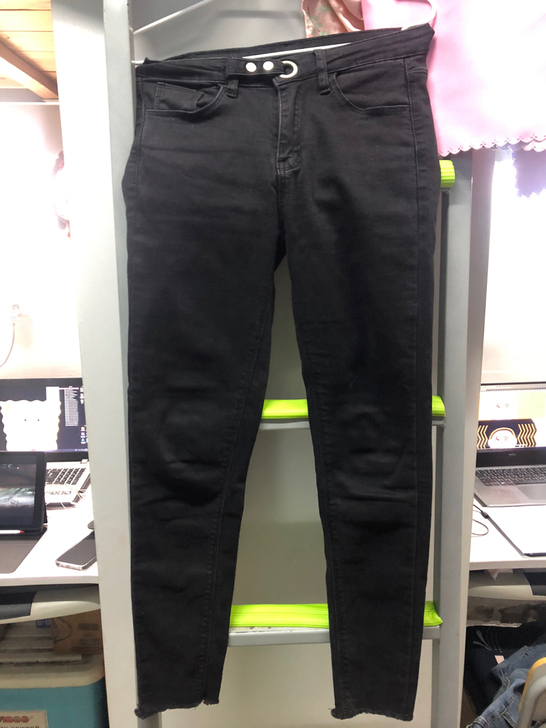 黑色小脚裤铅笔裤紧身牛仔裤毛边长裤