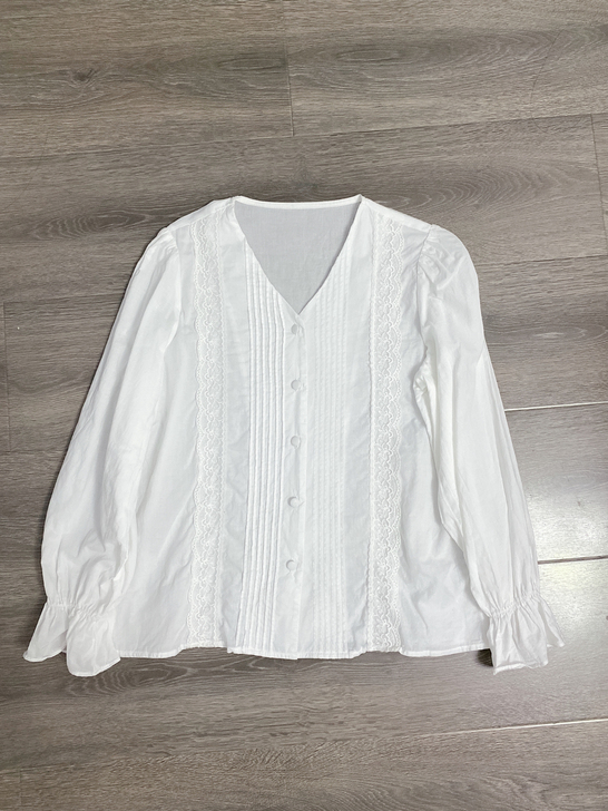 春季气质V领白色衬衫