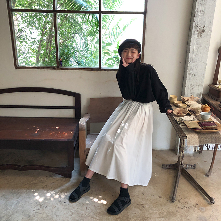 馨帮帮 新款韩版显瘦气质工装a字裙子白色半...