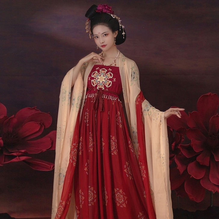 收唐复原汉服！！！！