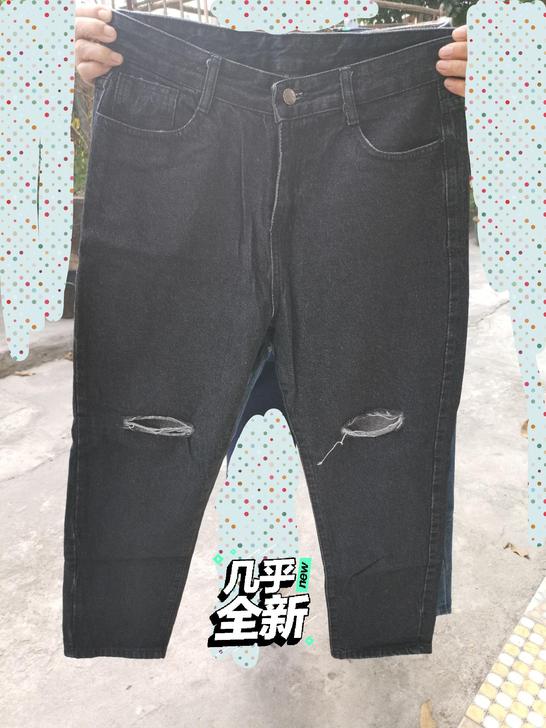 铅笔 宽松 牛仔裤2条版型是一样的