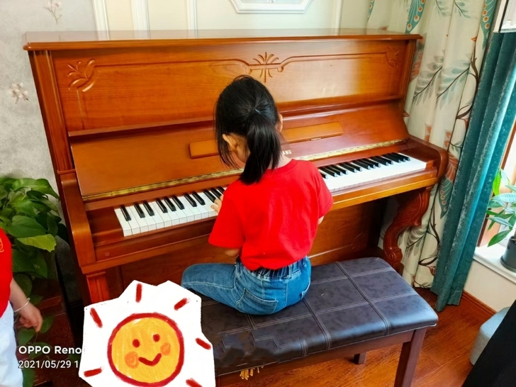 家用考级练习钢琴英昌高端U-121,