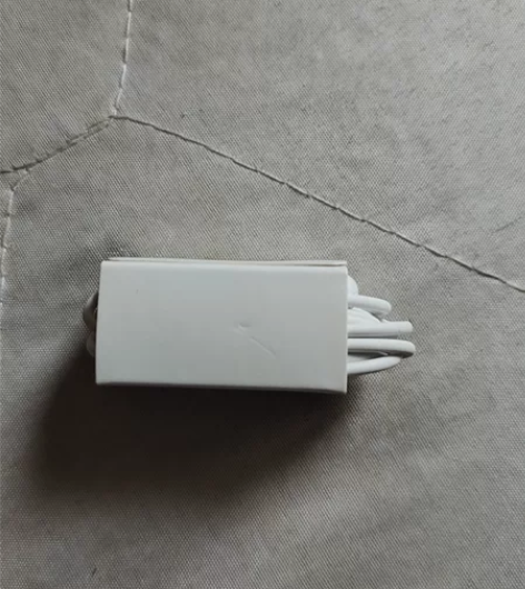 荣耀原装耳机。 感兴趣的话点“我想要”和我...