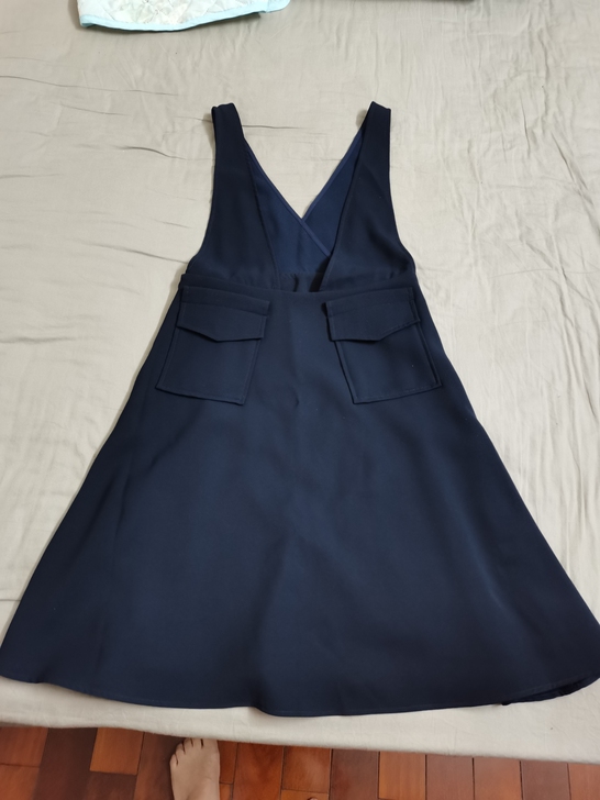 专柜正品春秋背带裙，看细节知品质，上身很知...