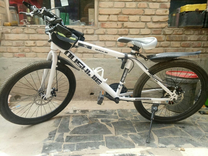 全新包邮捡漏新款山地自行车成人越野跑车青少...