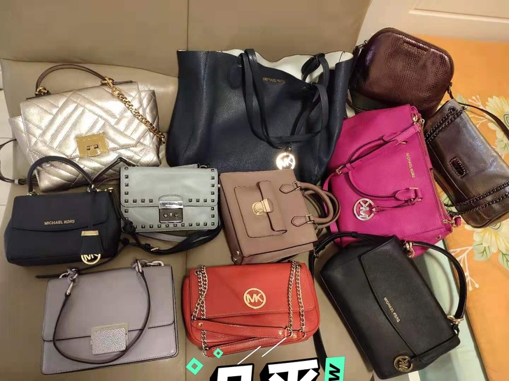 正品Michael kors女包黑色链条小...