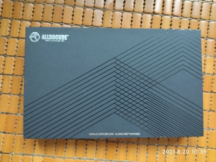 酷比魔方iplay8T盒子平板盒子