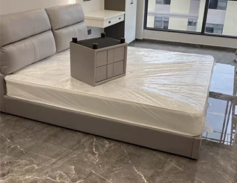 挥泪甩卖 皮床现代轻奢简约1.8米科技布艺...