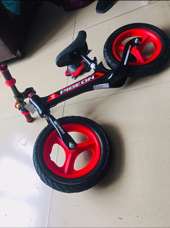 飞鸽儿童平衡车学步车滑步车无脚踏高碳钢滑行车2-6岁滑步车1 飞鸽儿童平衡车学步车滑步车无脚踏高碳钢滑行车2-6岁滑步车1