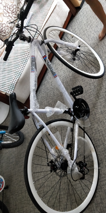 24速山地车，前后碟刹。闲置，全新未骑过。...