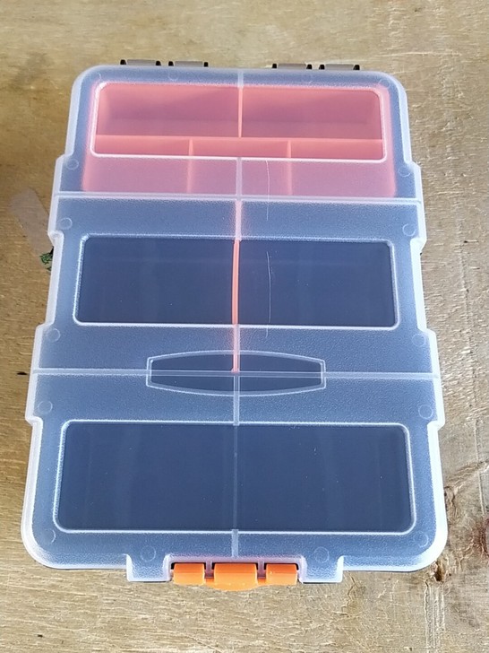 螺丝钉零件收纳盒，元件盒。小号的9.9元包...