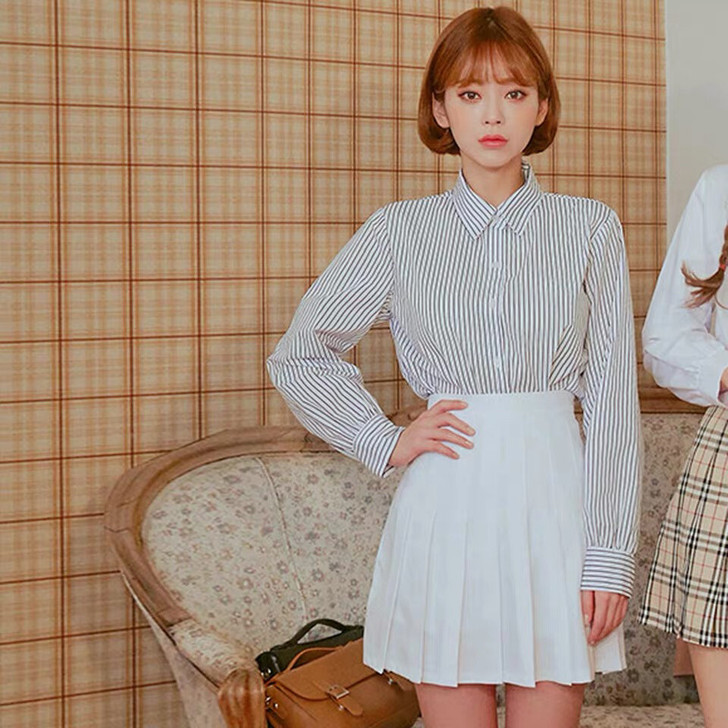 全新chuu白色海军学院风百褶裙