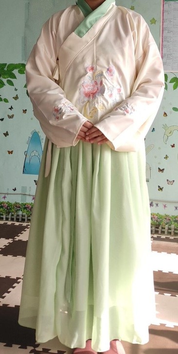 【科幻/出】可小刀。有吊牌，全新。