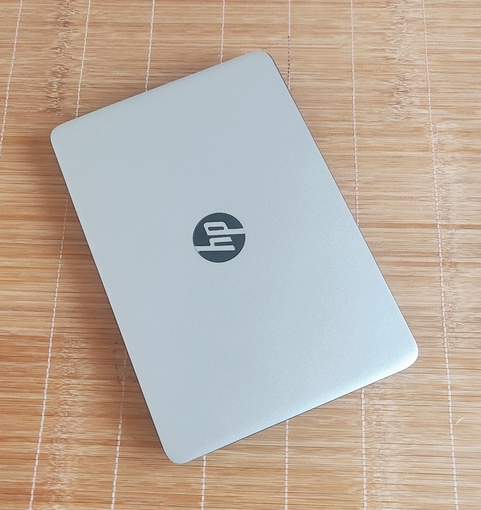 轻薄便带学习办公商务本   i5   惠普...