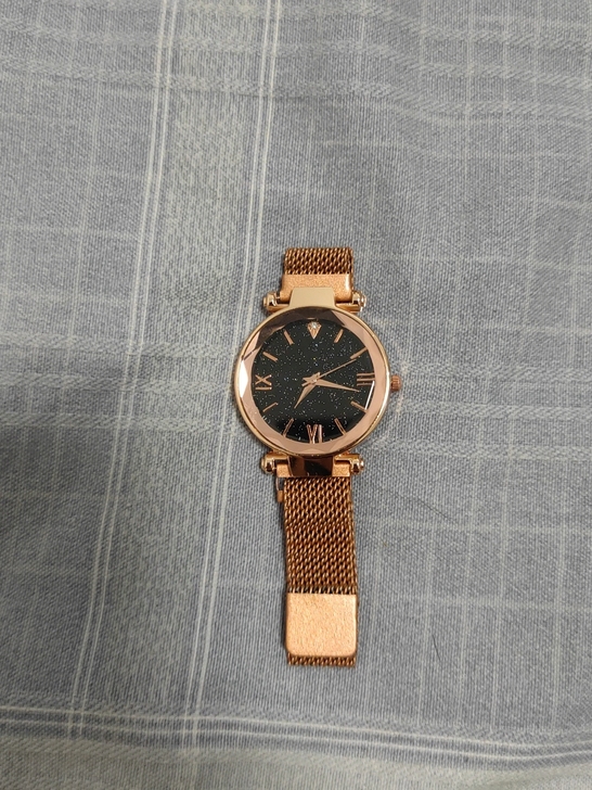 全新罗西尼女士手表，京东价649，黑色表盘...