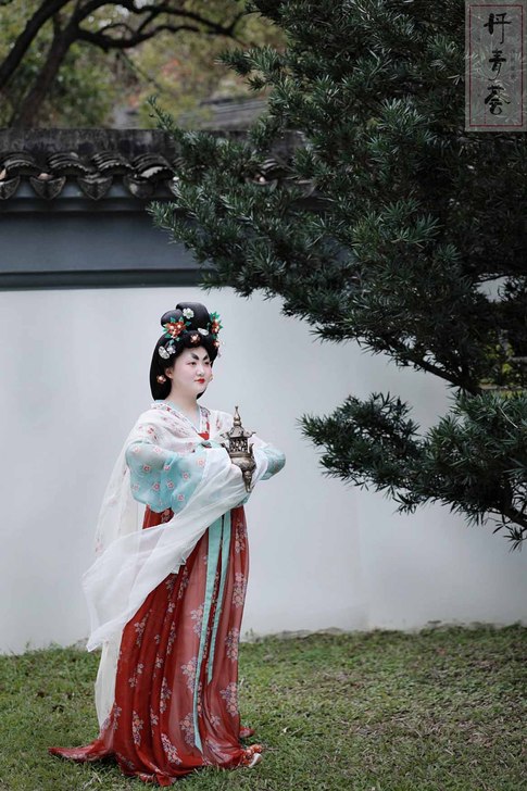 丹青荟 汉服 敦煌供养人1-都督夫人 复原...