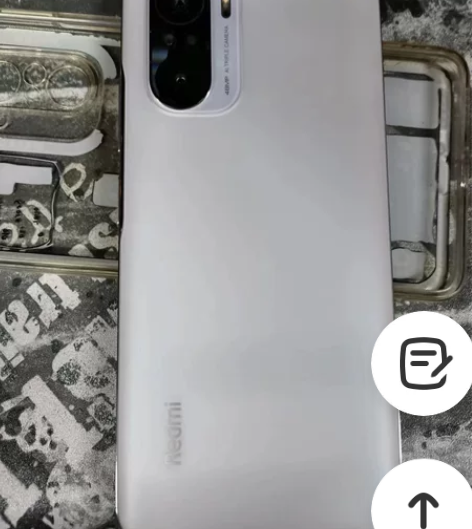 红米k40内存8+128，无任何刮蹭无维修...