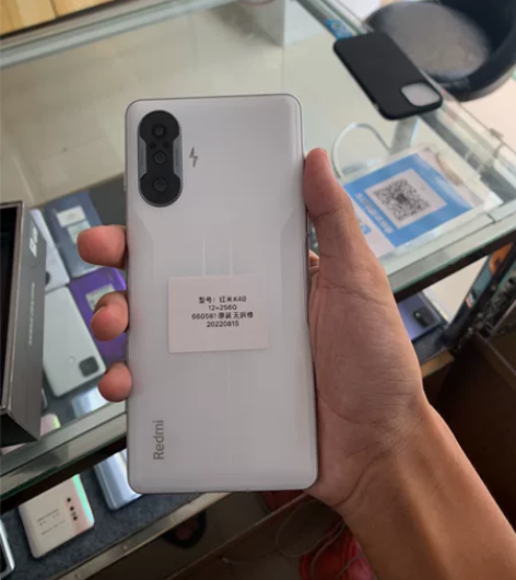 红米K40 打游戏机皇 价格实惠 吃鸡超高...