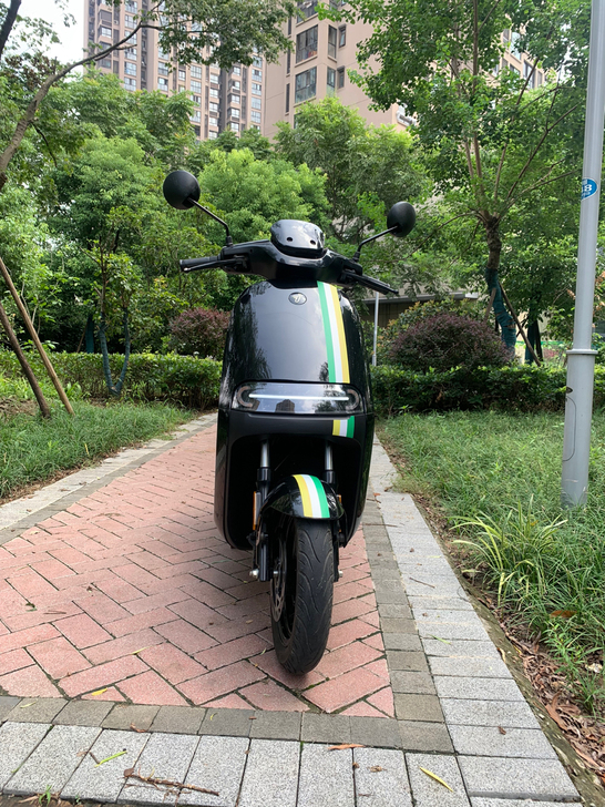 九号E100便宜出了，72.20锂电，只跑...