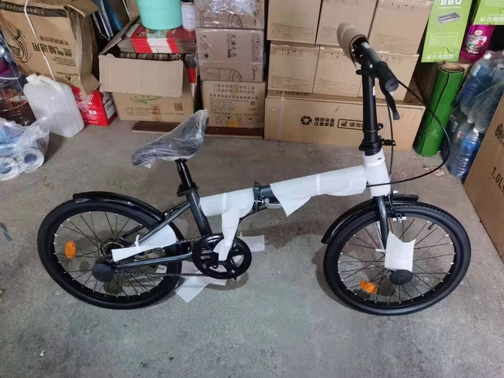 斯伯丁自行车，全新，区内自提