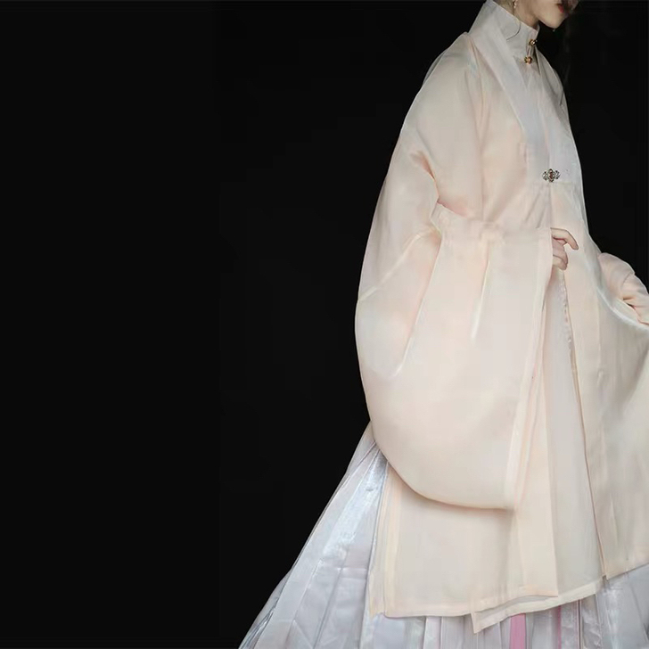 【现货】初见##amp；middot；云裳...