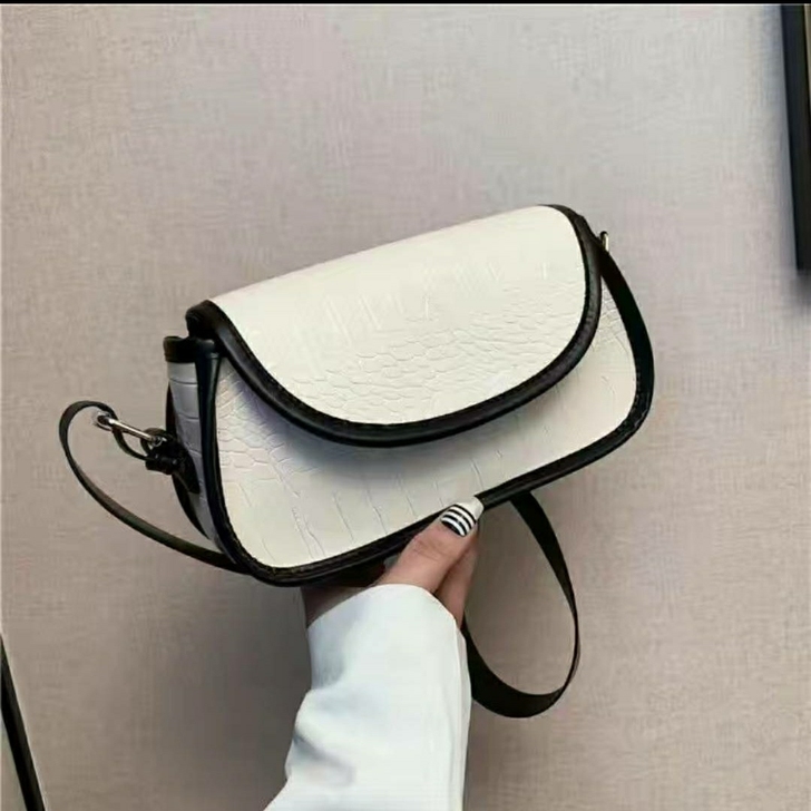 【全新】小CK潮2021韩版秋冬新款鳄鱼纹...