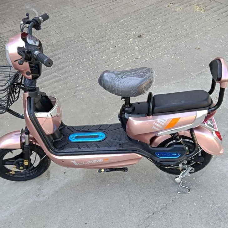 【工厂直销】新款可上牌电动车外卖送餐长跑锂...