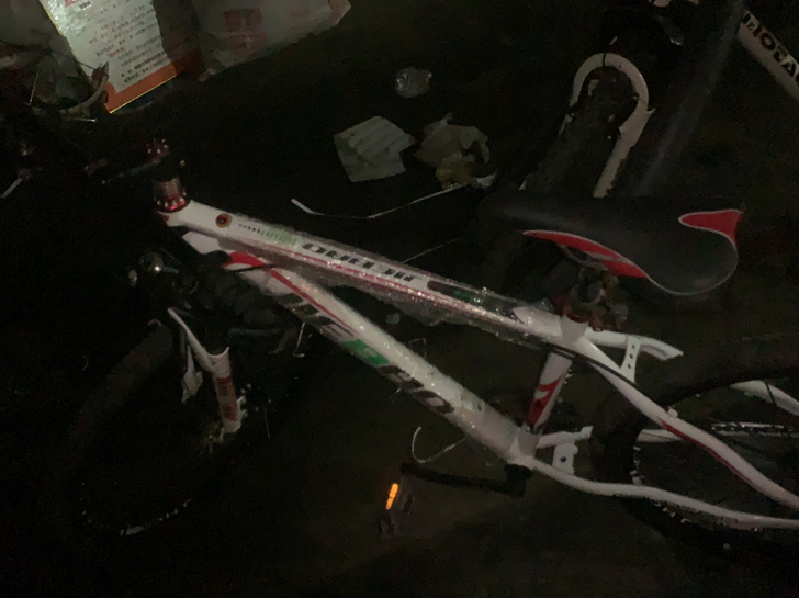 山地自行车变速自行车放了一年没怎么骑过膜都...