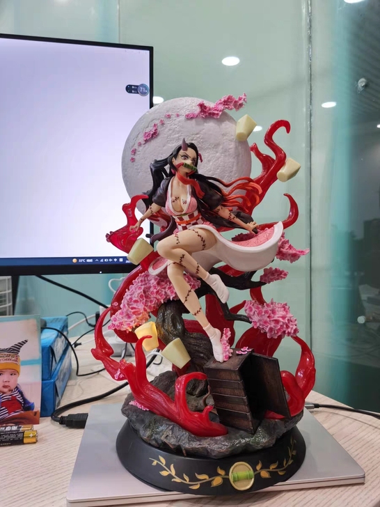 鬼灭之刃爆血祢豆子国版优质手办动漫摆件。